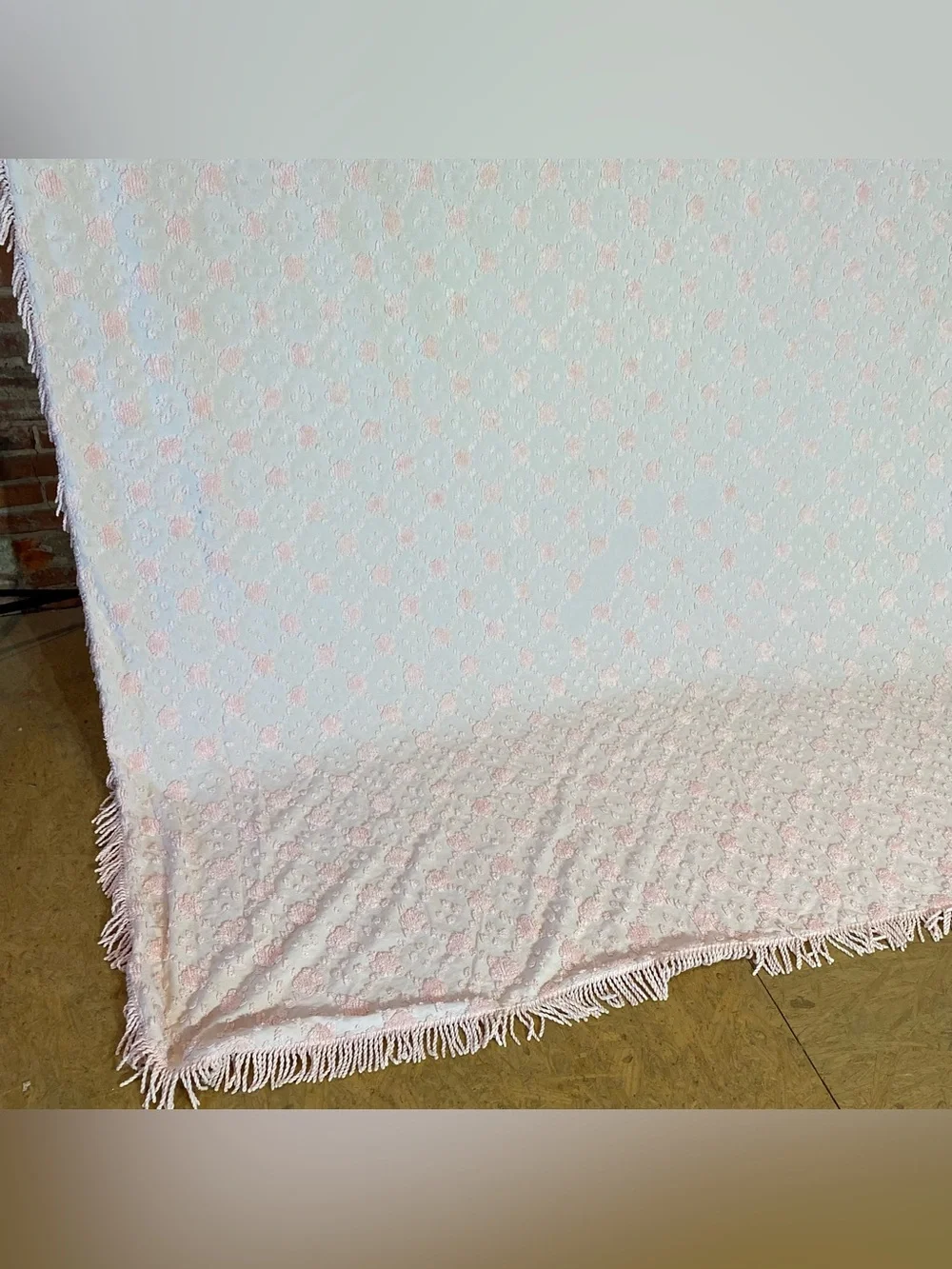 Vintage MCM Pink Chenille Fringe Bedspread Queen 96” x 120”